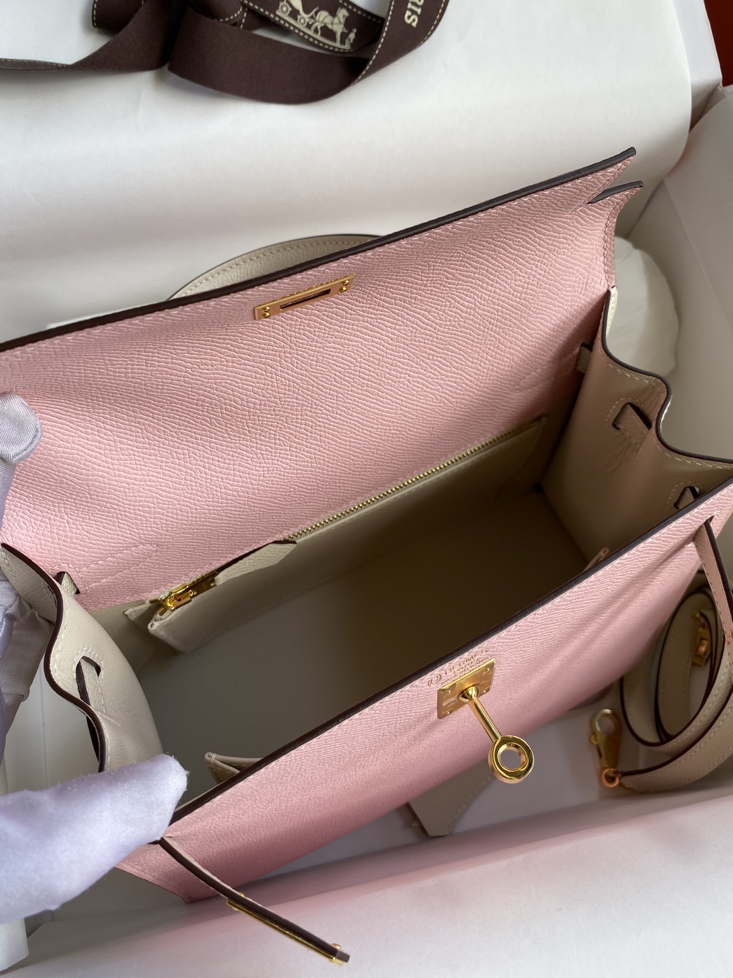 Hermes Kelly 25cm Handbag Shoulder Bag in Pink White Epsom Leather